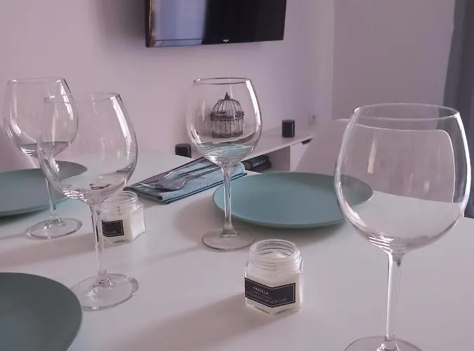 Albolafia Junto Puente 아파트 *